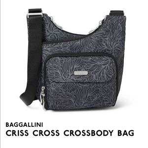 Women’s crossbody purse